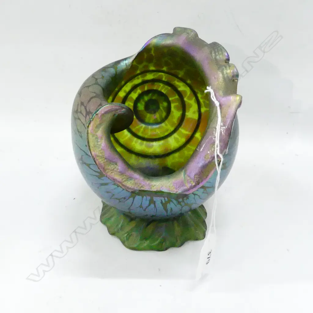LOETZ / FAVRILLE STYLE GLASS CONCH VASE W.200mm Image 1++