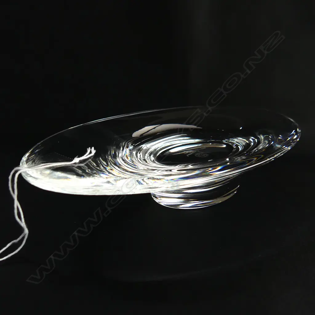 BACCARAT HEAVY GLASS OVAL FOOTED DISH  235 X 130MM Image 1++