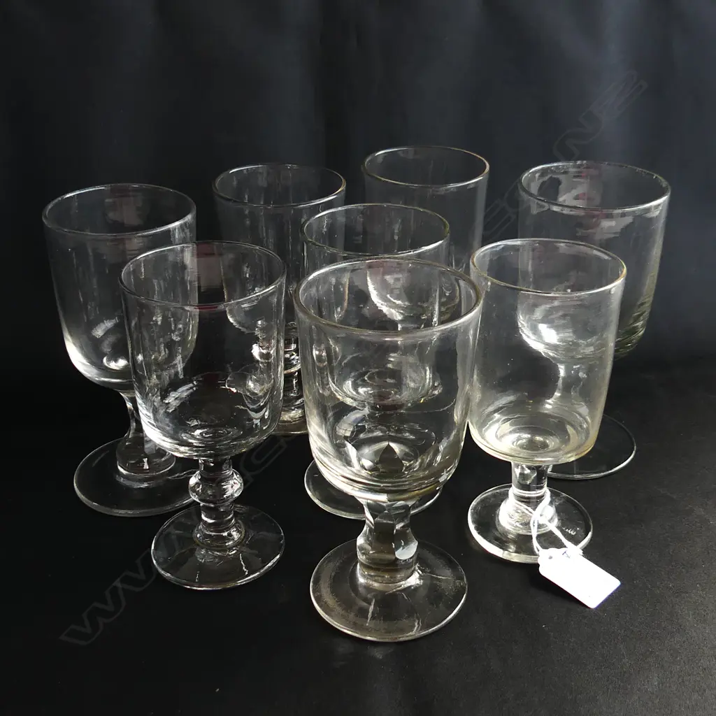 HARLEQUIN SET OF 8 ANTIQUE DRINKING GLASSES H.150mm Image 1++