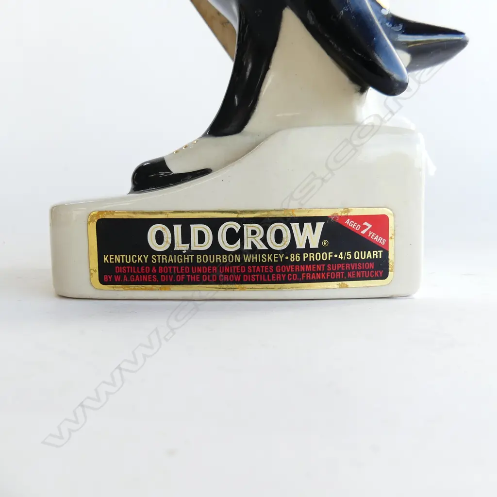 OLD CROW BOURBON DECANTER WITH LID AND LABEL. EMPTY OF CONTENTS. H.320mm Image 1++