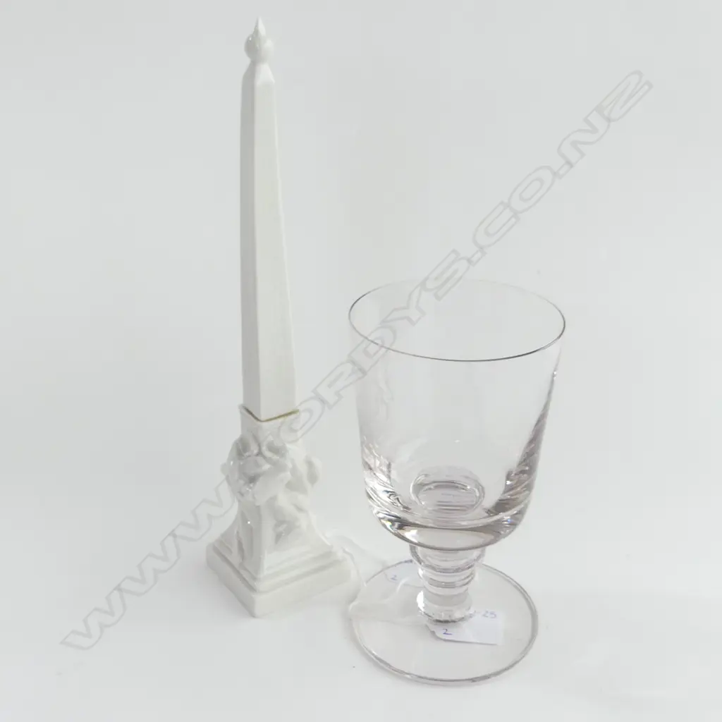 WEDGWOOD CRYSTAL 'SILVER JUBILEE' WINE GOBLET H. 165mm + HUTSCHENREUTHER OBELISK (H.280Mmm) Image 1++