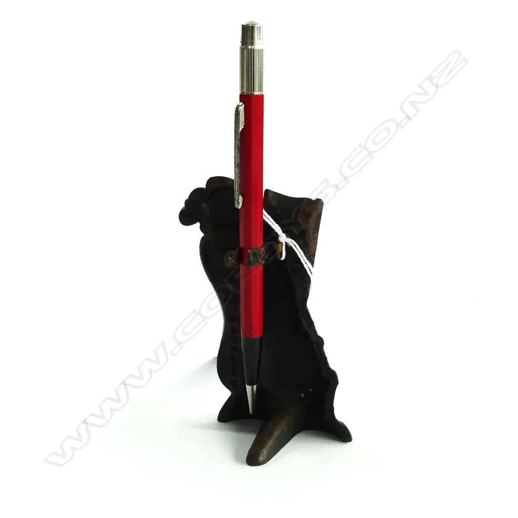VINTAGE CAST IRON GOLFING PEN OR PENCIL HOLDER MADE IN ENGLAND L. 10mm Image 1++