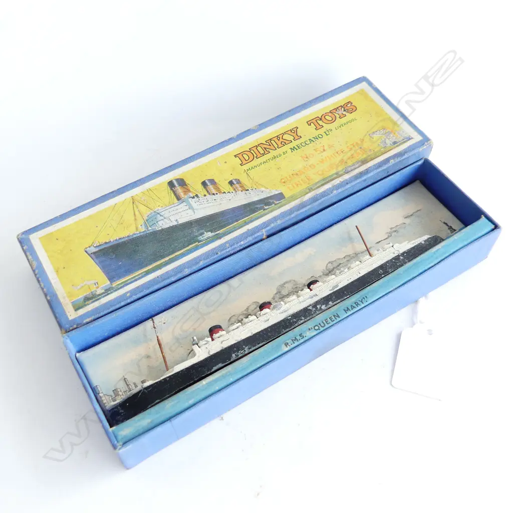 VINTAGE DINKY TOY THE QUEEN MARY L200MM Image 1++
