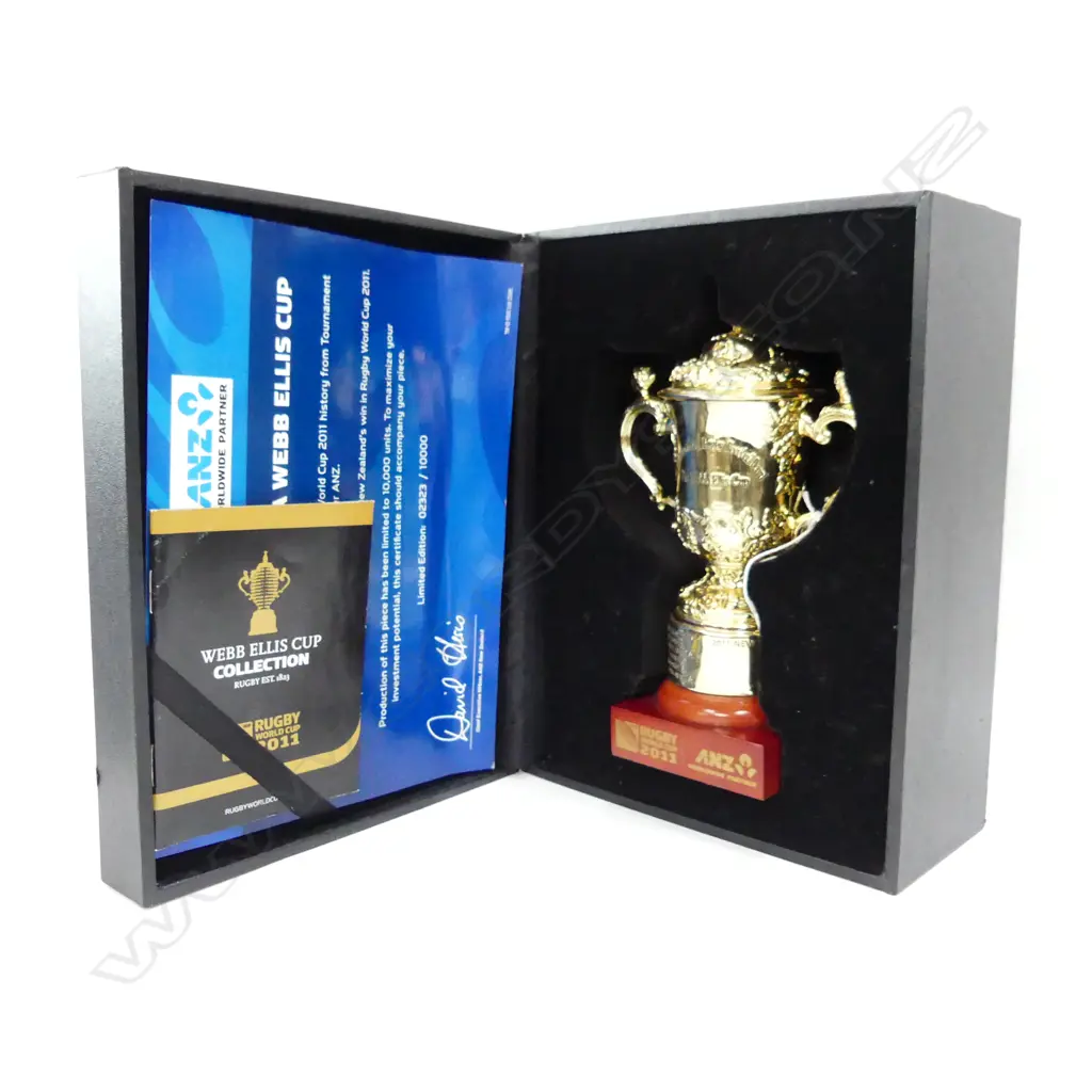 WEBB ELLIS 2011 RWC BOXED MINIATURE TROPHY H.170mm Image 1++
