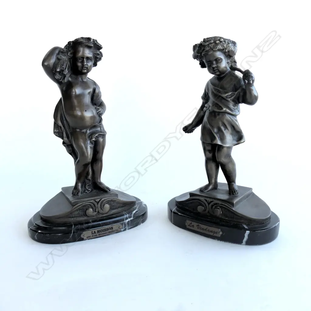PAIR OF BRONZE FIGURES AFTER AUG. MOREAU ON MARBLE BASES H.250mm Image 1++