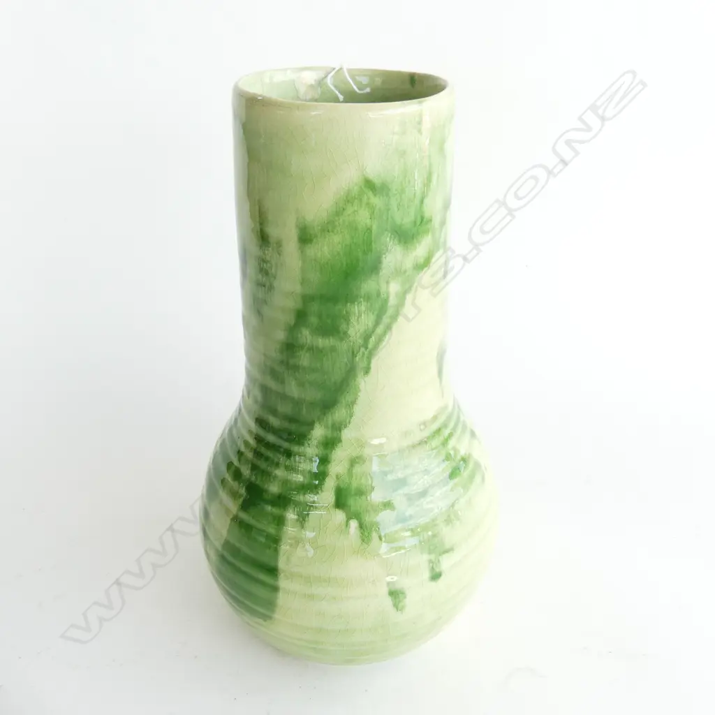 LG AMBRICO CROWN LYNN REGAL HAND POTTED WARE VASE H. 270mm (CRAZING) Image 1++