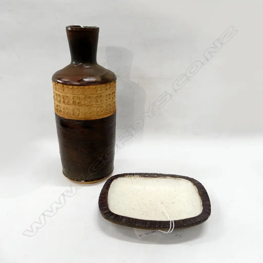 2 MARTIN BECK POTTERY PCS; LG BOTTLE (H.300mm) & SM DISH (180 X 150mm) Image 1++