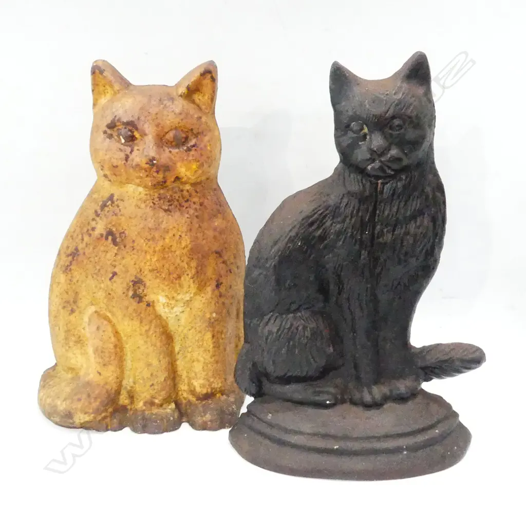 2 VINTAGE CAST IRON CAT DOOR STOPS H.235mm Image 1++