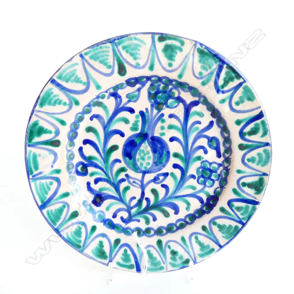 SPANISH CERAMICA ARABE SAN. ISIDRO POTTERY WALL PLATE. DIA 220mm Image 1++