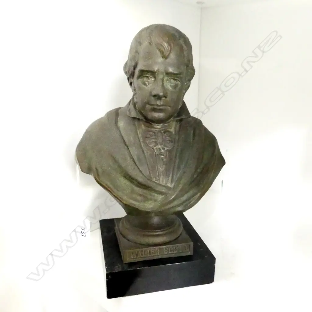 BRONZED METAL BUST OF WALTER SCOTT ON EBONISED SQUARE STAND H.280mm Image 1++