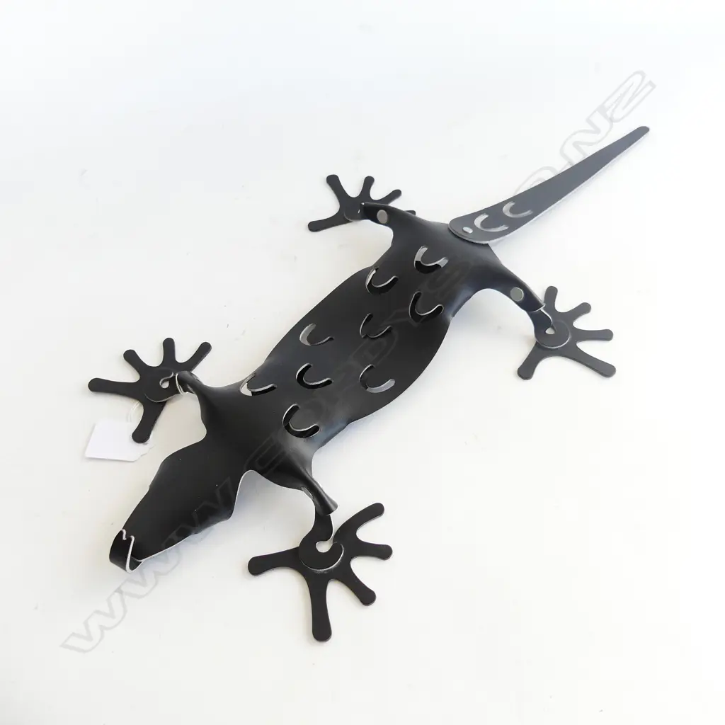 VACA VALIENTE LEATHER LIZARD MAGNETIC FEET L.460mm Image 1++