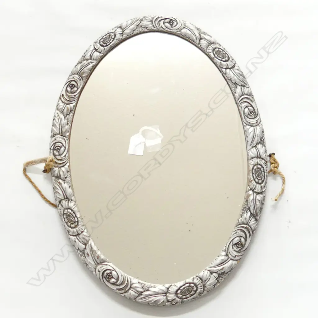 VINTAGE SILVER PAINTED OVAL MIRROR 500x350mm Image 1++