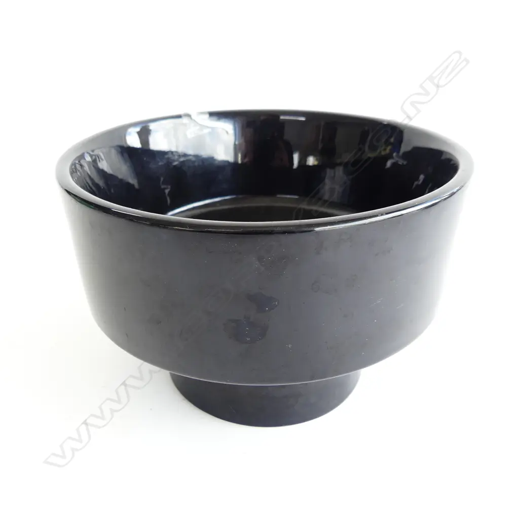 CROWN LYNN BLACK GLAZED FLOWER BEAUTY RANGE PEDESTAL PLANTER, DIA 167 H. 120MM Image 1++