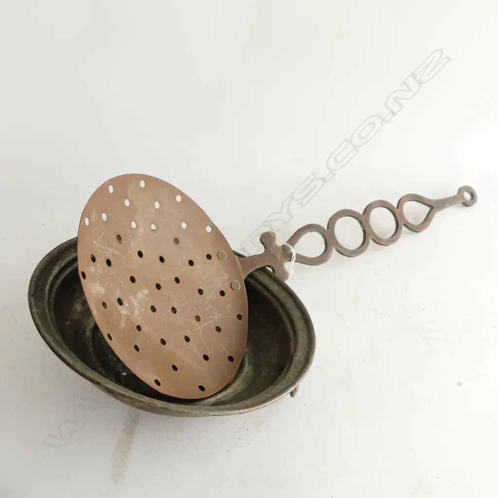 BRASS SKIMMER & ANTIQUE COPPERED TIN STRAINER L. 550MM, DIA 250MM Image 1++
