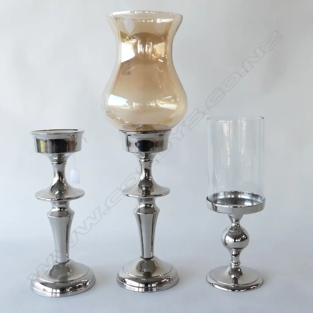 3 HURRICANE LAMPS - ONE NO GLASS H.610 / 380mm Image 1++