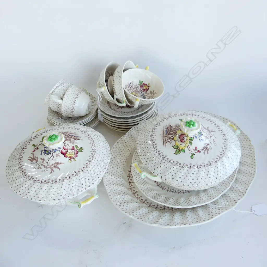 ROYAL DOULTON 'GRANTHAM' PART DINNER SET; 2 ASHETS (L385, 280MM), SOUP COUPES, 2 LIDDED SERVING DISHES,TRIOS ETC.. 23PCS Image 1++