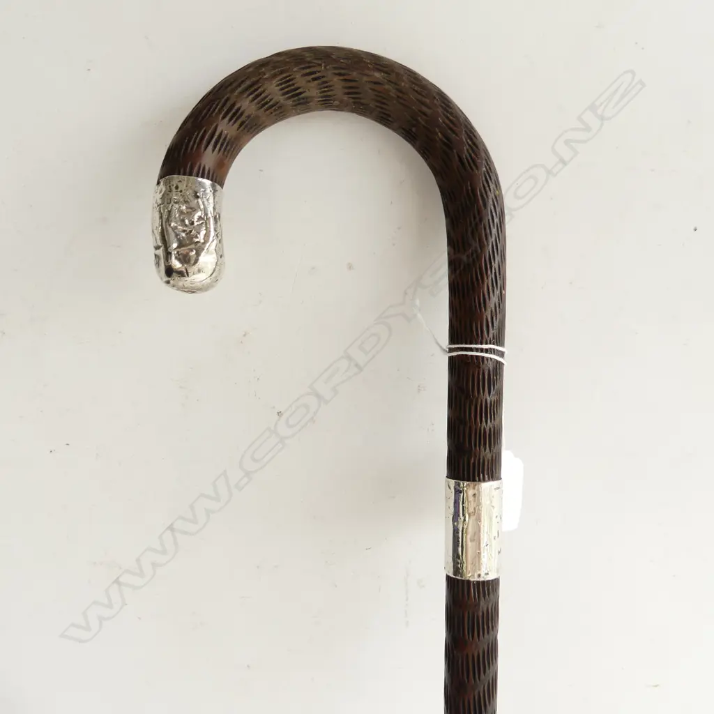 VINTAGE WALKING STICK - SILVER TIP & BAND  Image 1++