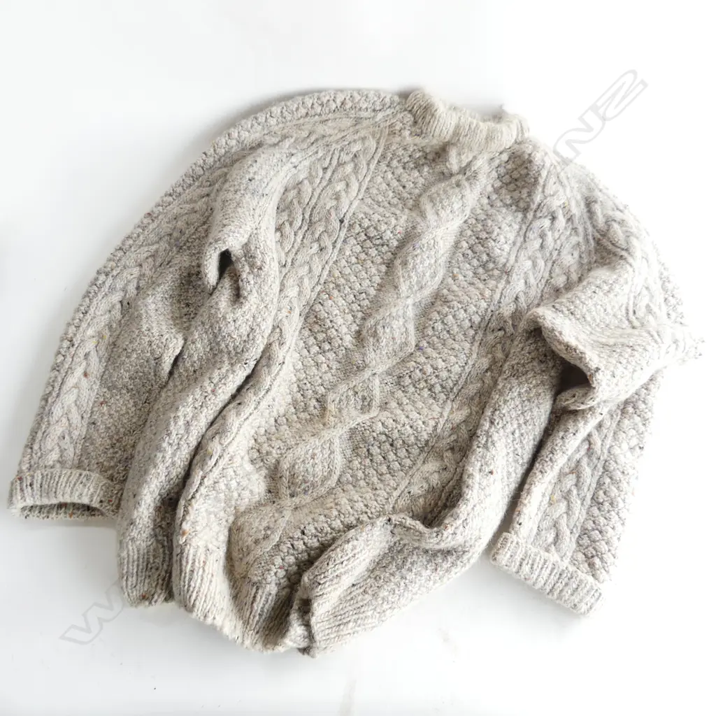 MENS HAND KNITTED ARAN CABLE CREW NECK SWEATER... Image 1++