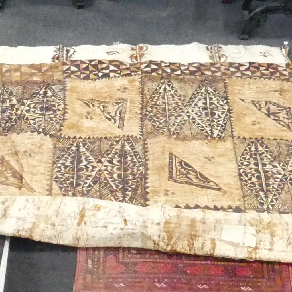 LG TAPA CLOTH 2000x3000mm approx Image 1++
