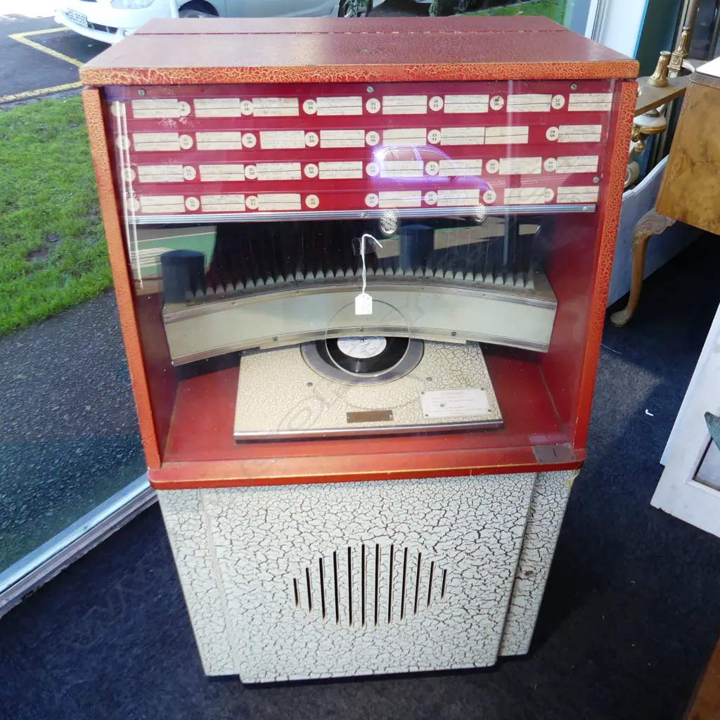VINTAGE JUKEBOX 710x590x1300mm Image 1++