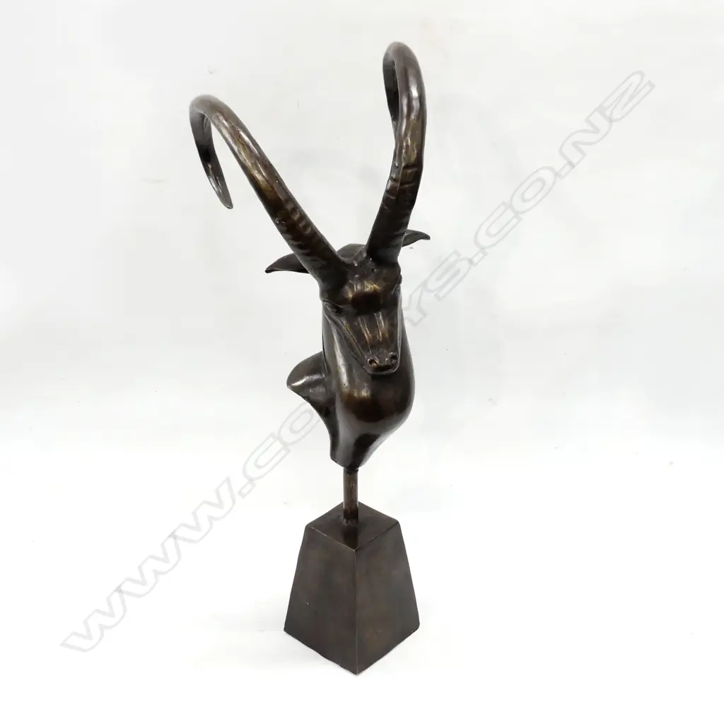 LG BRONZE ANTELOPE  HEAD ON STAND H. 510mm Image 1++