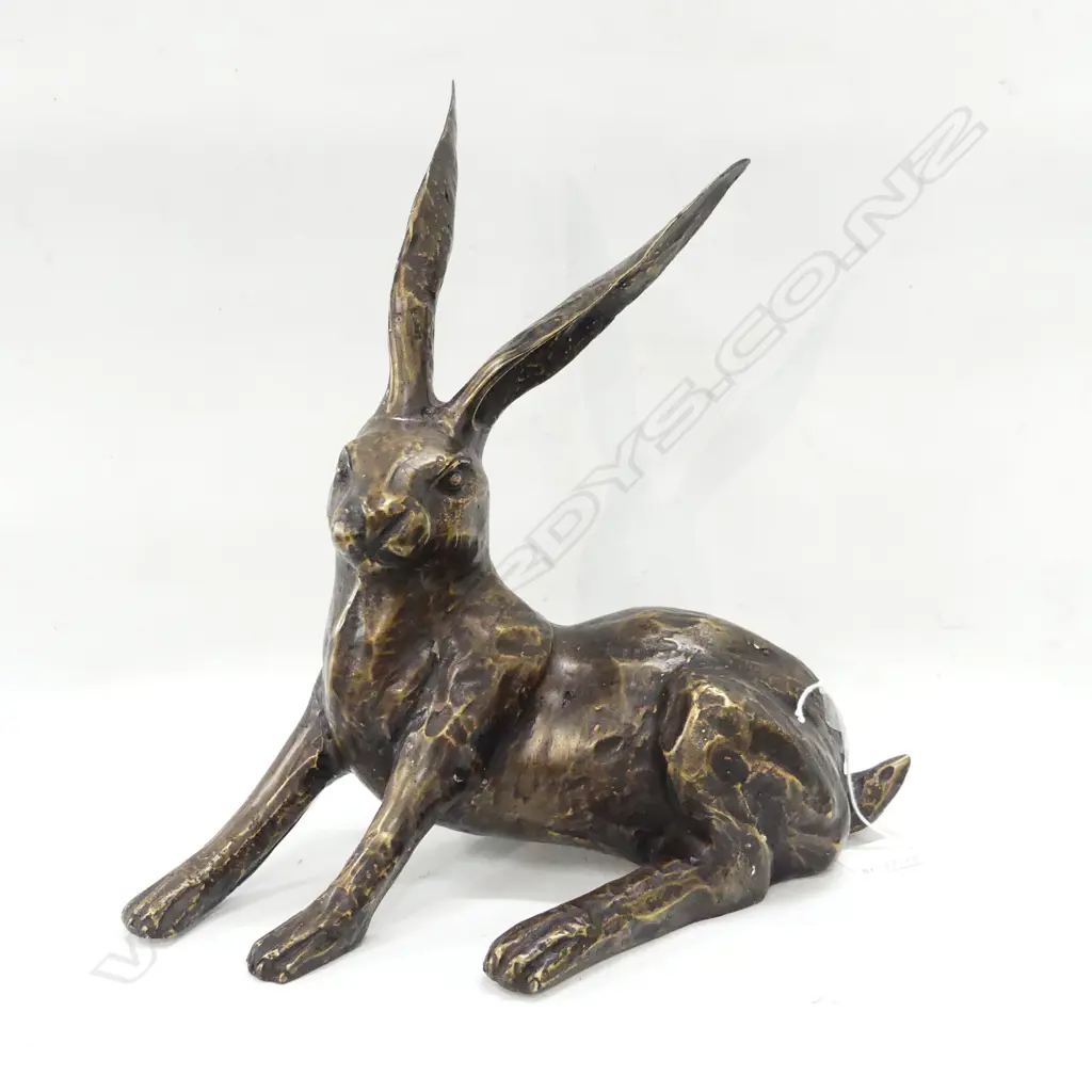 BRONZE HARE RECLINING H. 310mm Image 1++