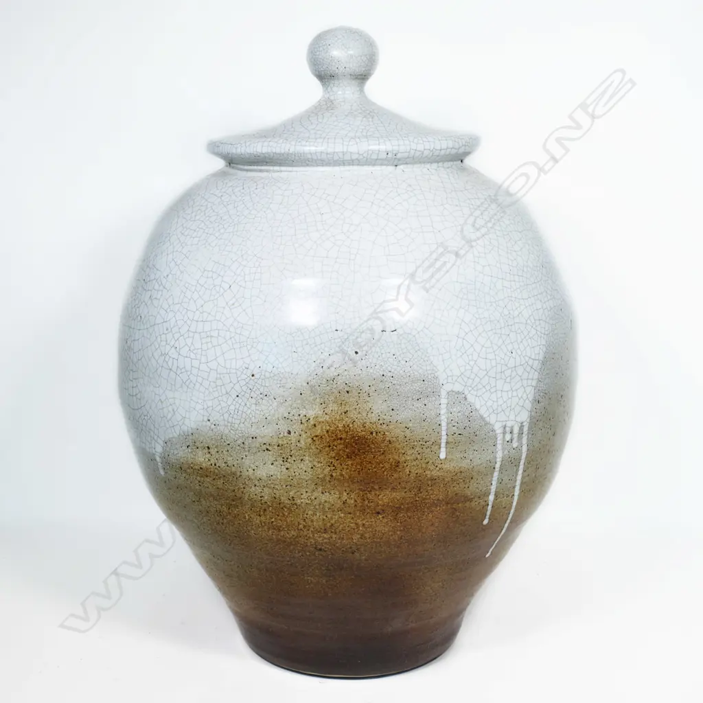 UNKNOWN POTTER ('D.W'), MASSIVE SHINO LIDDED FLOOR POT INCISED MARK TO BASE, H.660mm Image 1++