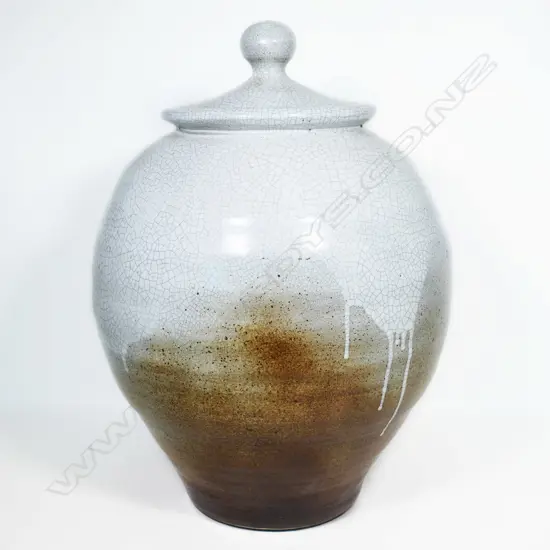 UNKNOWN POTTER ('D.W'), MASSIVE SHINO LIDDED FLOOR POT INCISED MARK TO BASE, H.660mm