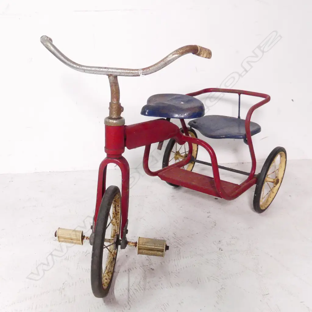 VINTAGE CHILDS TRIKE Image 1++