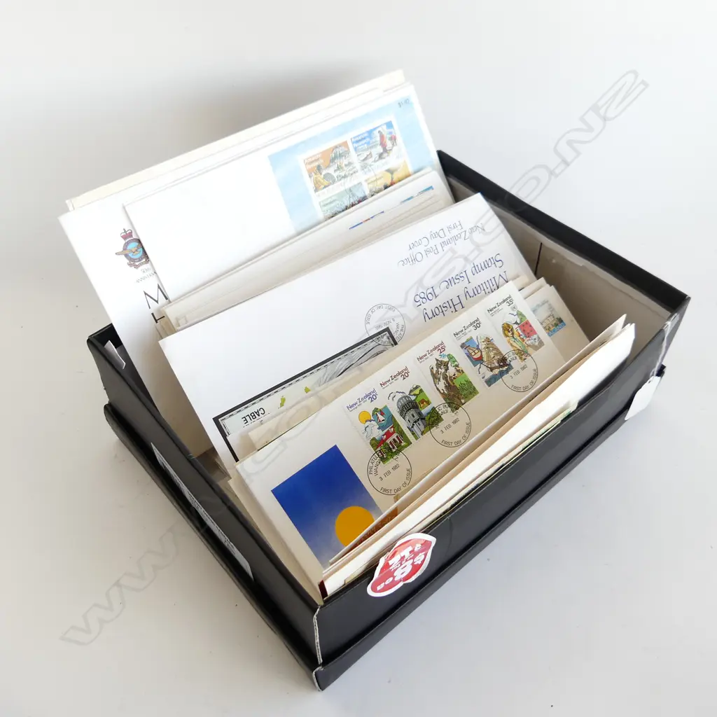 BOX NZ FIRST DAY COVERS Image 1++