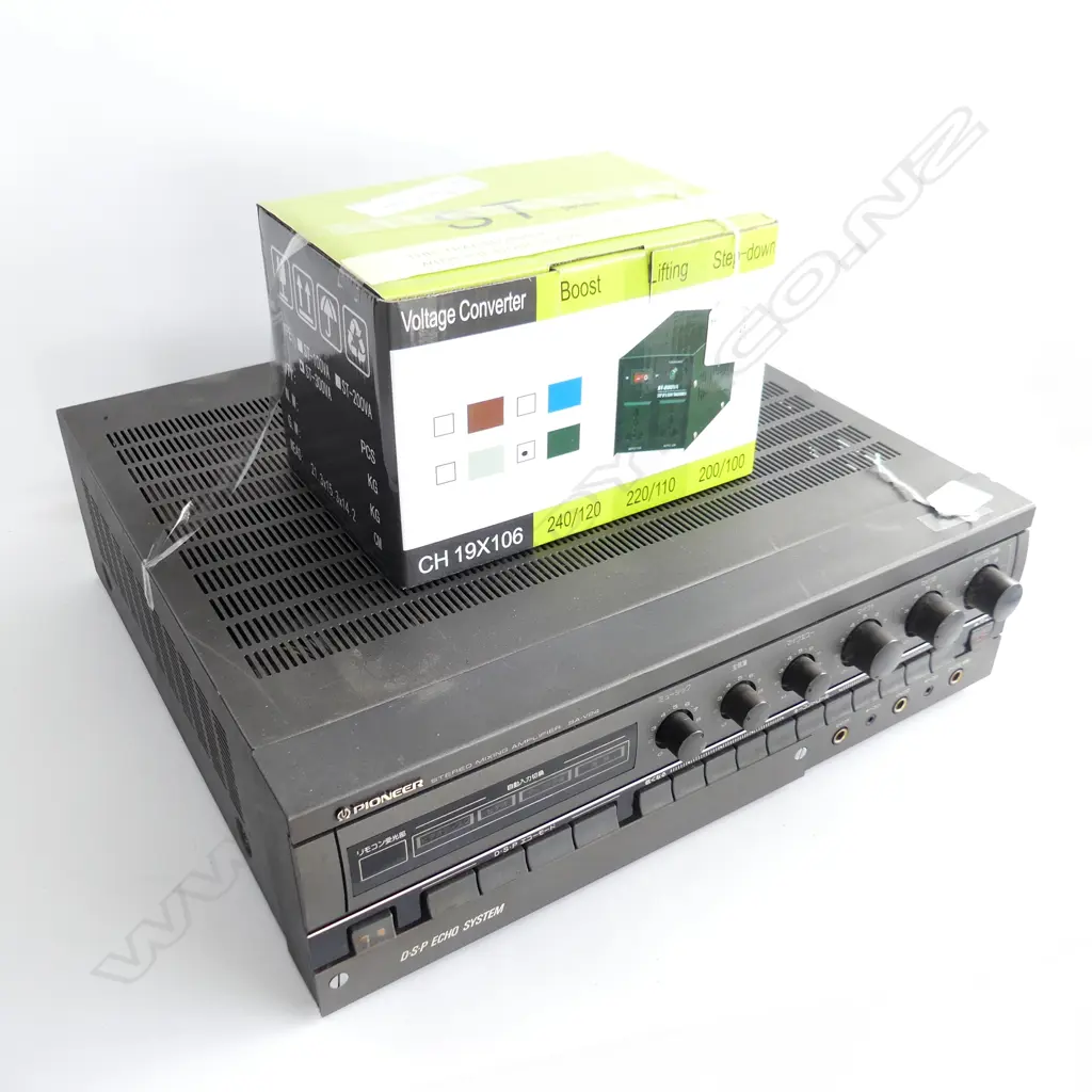 OLD SCHOOL WORKING 100V 200W PIONEER STEREO MIXING AMPLIFIER SUPPLIED WITH A NEW STEP DOWN TRANSFORMER Image 1++