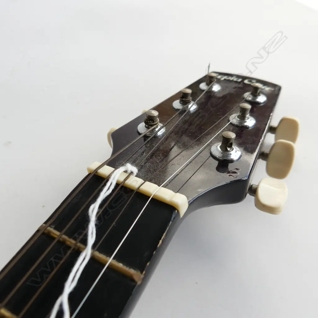 VINTAGE JAPANESE SMALL ACOUSTIC SEPIA CRUE GUITAR, CASED Image 1++