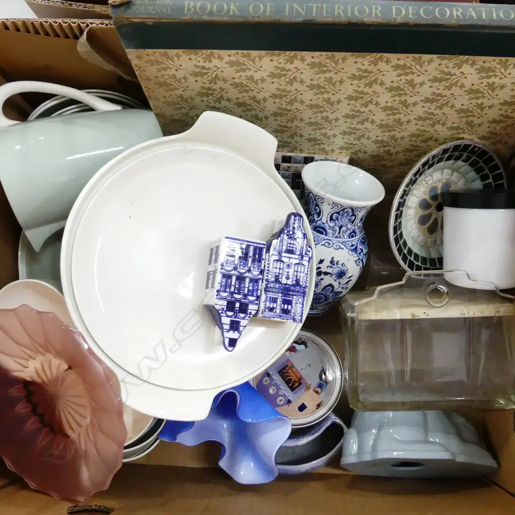 BOX LOT ASST. CERAMICS; CELADON POOLE ETC Image 1++