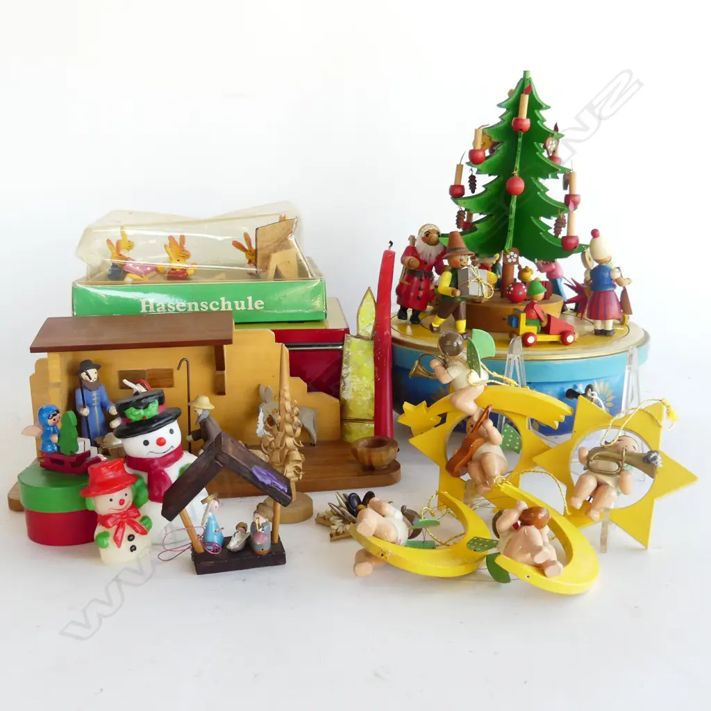 ASST. VINTAGE WOODEN GERMAN XMAS TOYS Image 1++