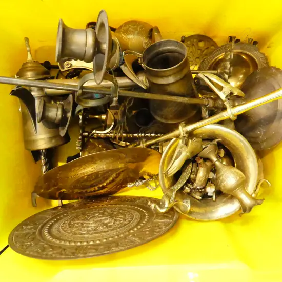 BOX LOT ASST. BRASS ANIMALS, TRINKETS ETC