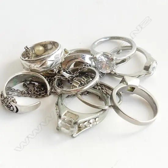 SMALL BAG S/SILVER RINGS & OTHERS 