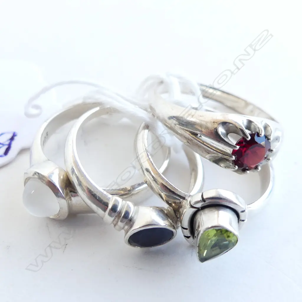 4 925 SILVER RINGS; MOONSTONE, GARNET, PERIDOT, SAPPHIRE Image 1++