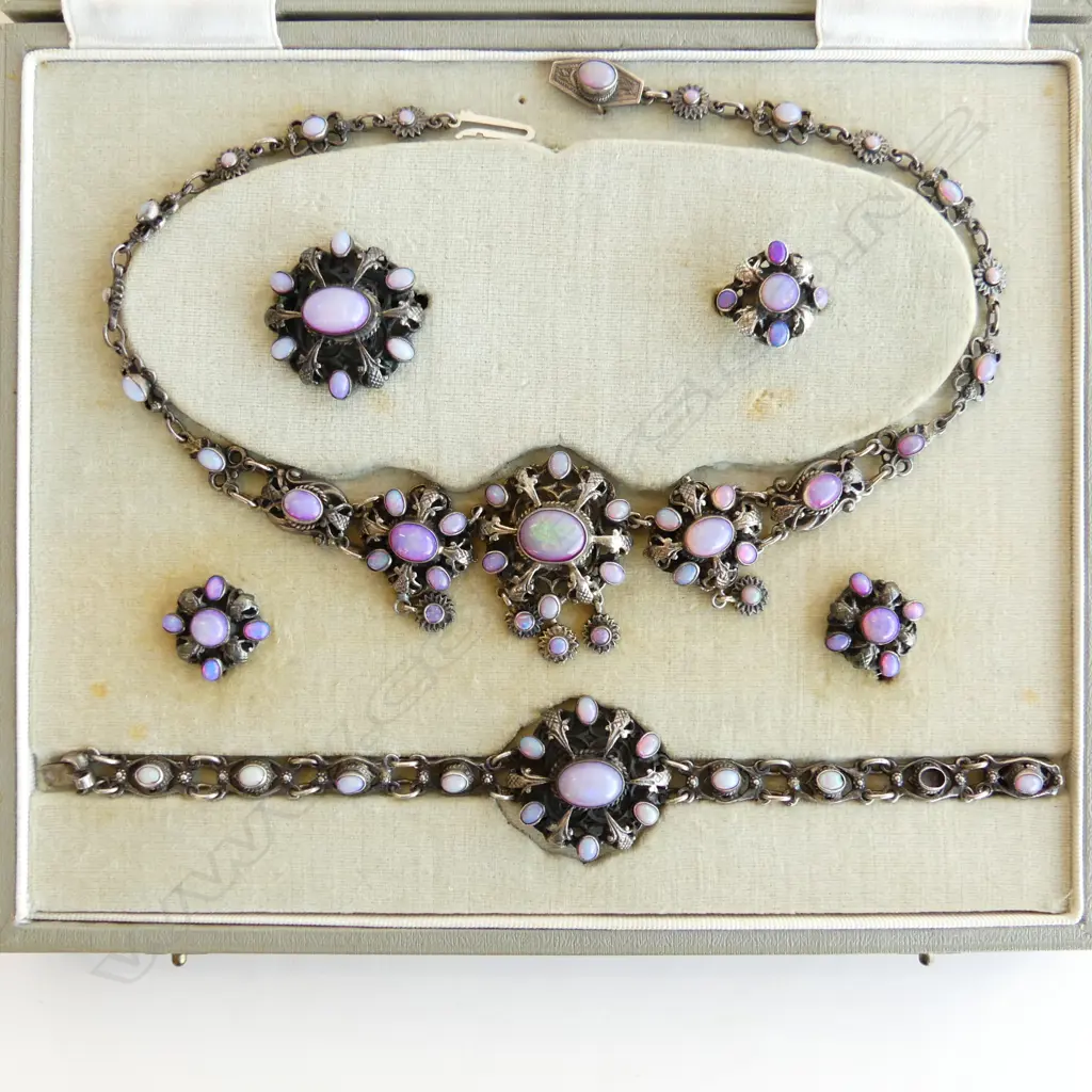SILVER  AND MOONSTONE PARURE  BOXED (foil backed moonstones one stone missing) NECKLACE/BROOCH/EARRINGS/RING/BRACELET Image 1++