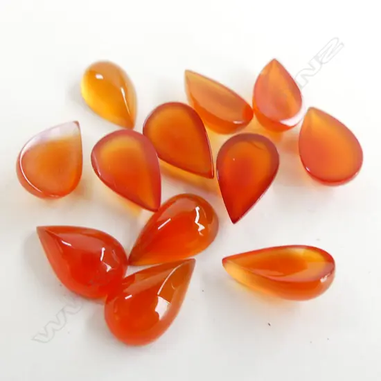BAG DROP SHAPED CARNELIAN