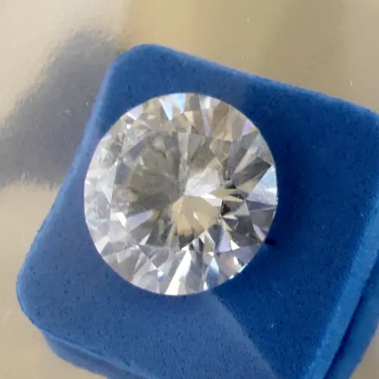 MOISSANITE GEMSTONE - ROUND BRILLIANT, 2CT - WITH GRA REPORT