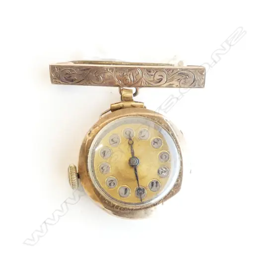 VINTAGE 9CT GOLD NURSES WATCH WITH ENGRAVED BAR 16GM