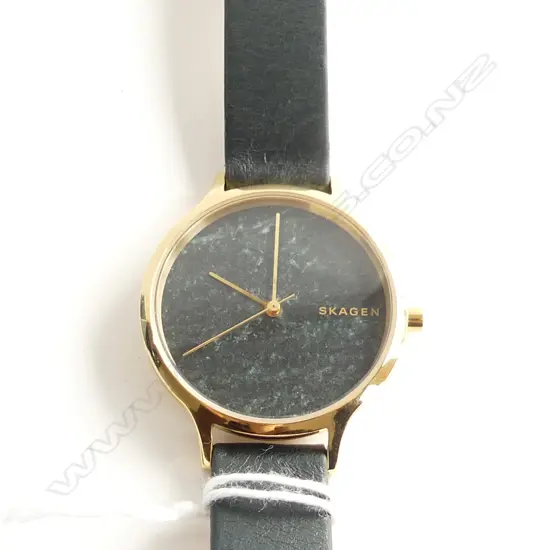 SKAGEN WATCH, NEW, WORKING, IN ORIGINAL BOX