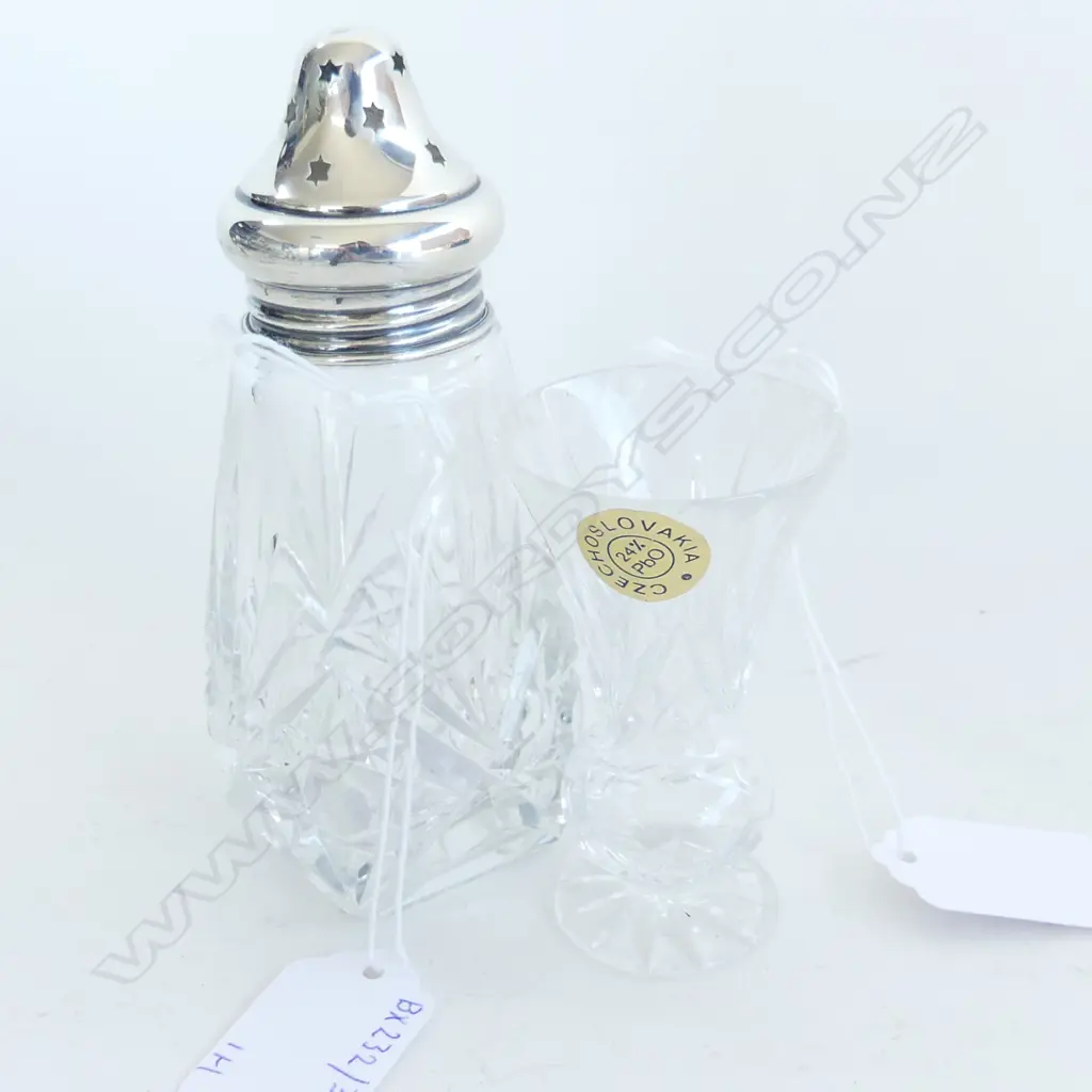 S/SILVER TOPPED CRYSTAL SUGAR CASTER & MINI CRYSTAL VASE  Image 1++