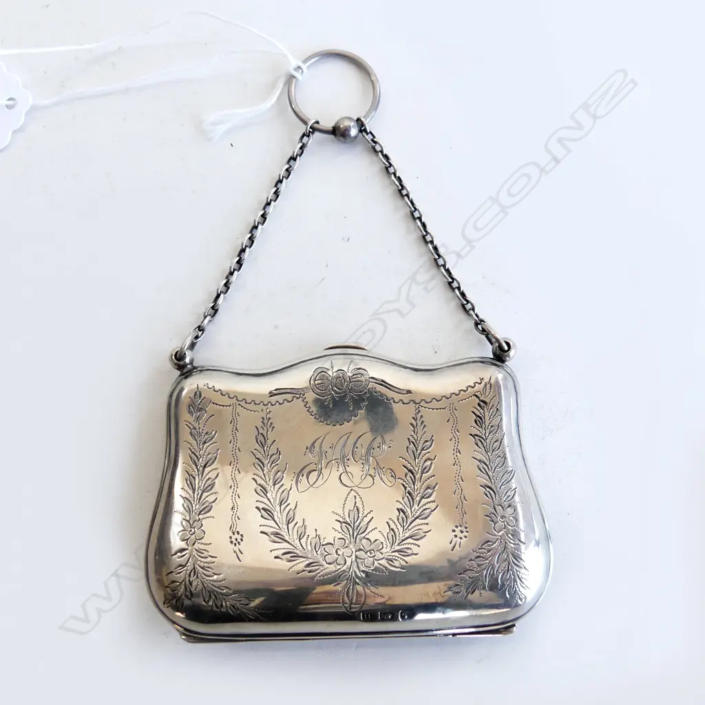 SILVER ENGRAVED PURSE W CHAIN & FINGER RING orig fitted leather interior Birm.1912 Image 1++