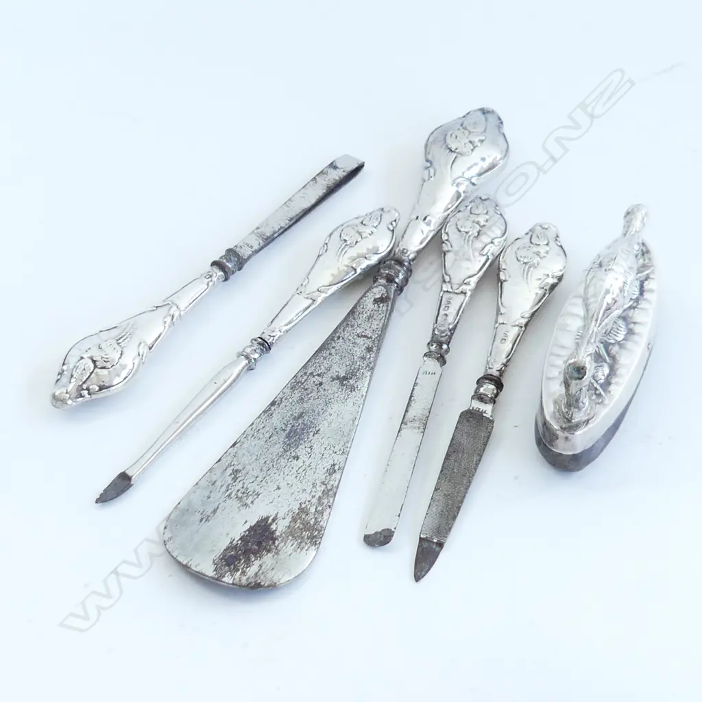 6PC ANGEL HEAD S/SILVER MANIQURE SET  Image 1++