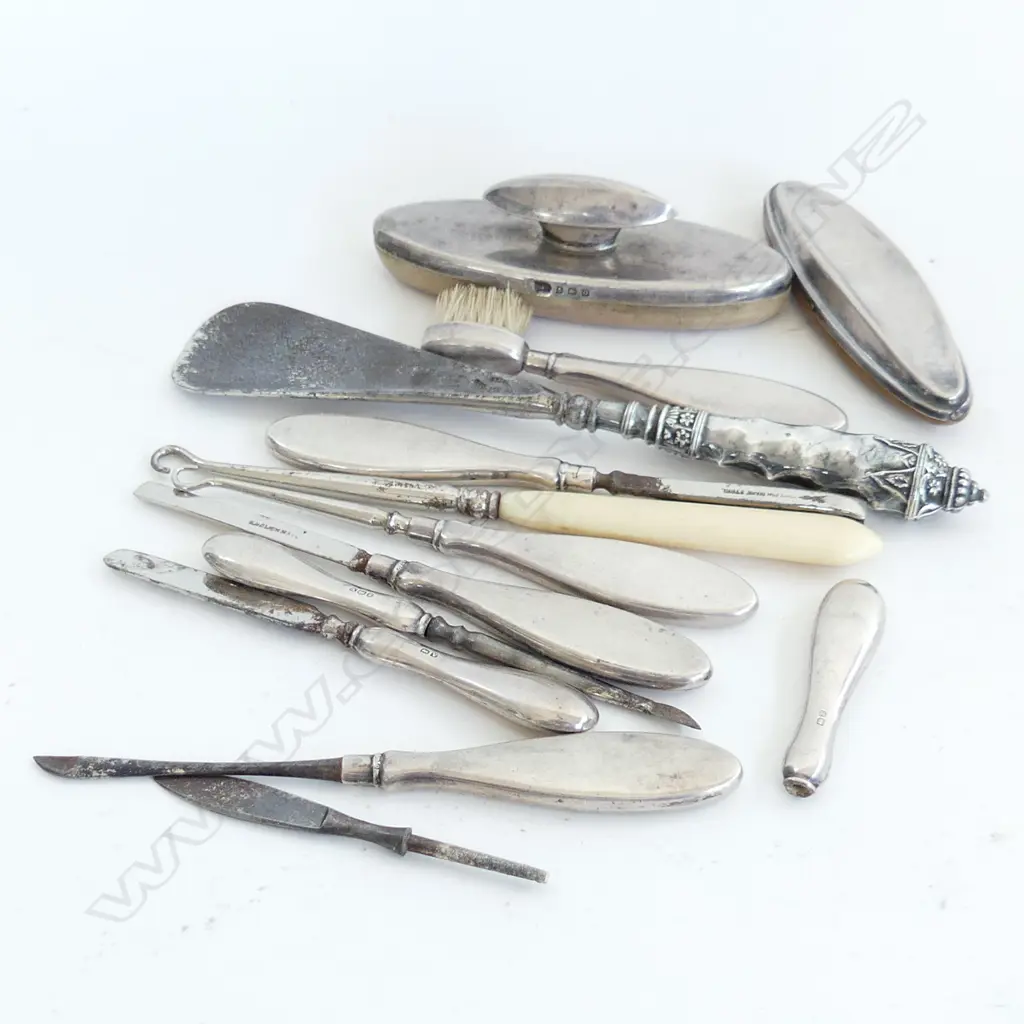 BAG LOT S/SILVER HANDLED MANIQURE PCS Image 1++