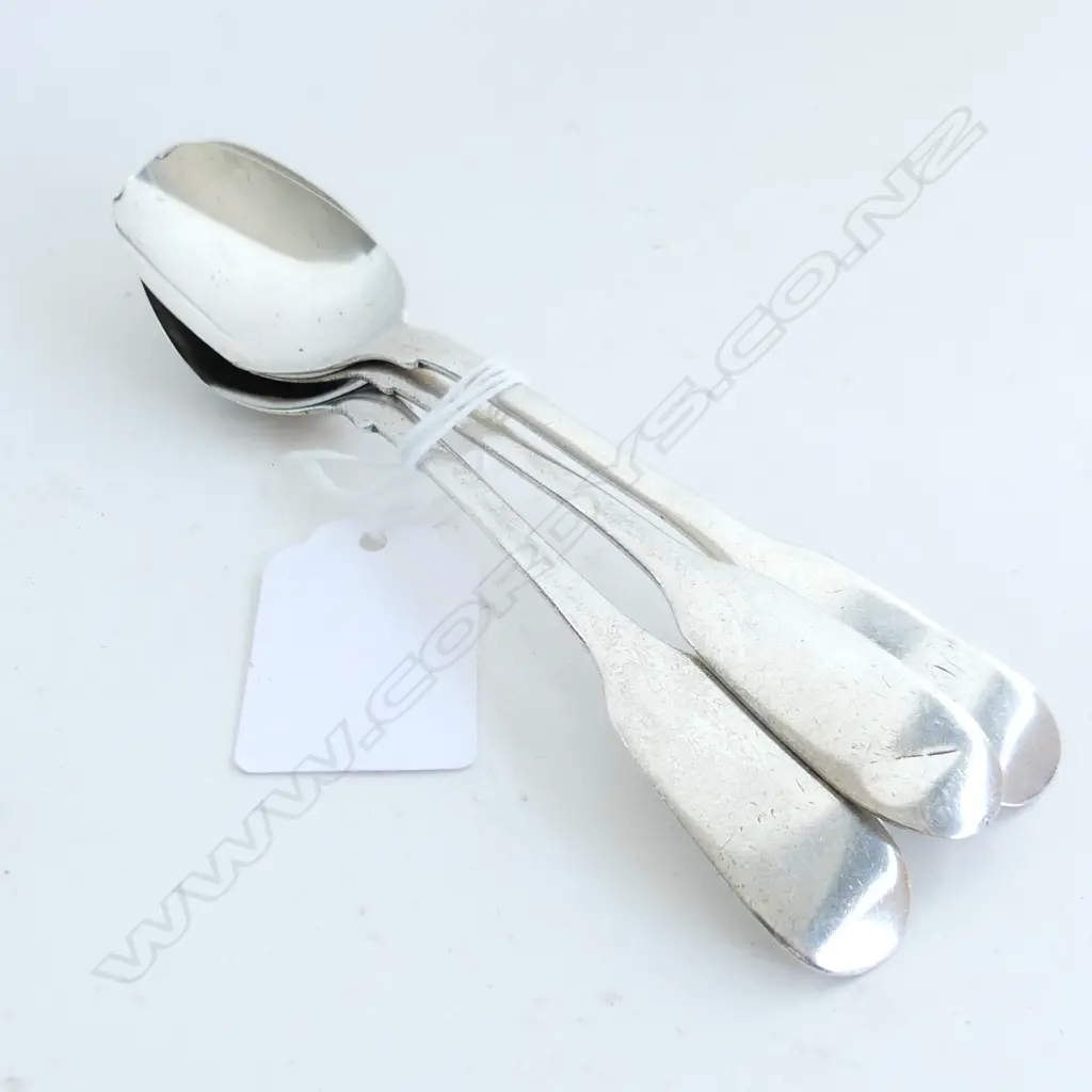 3 VICT S/SILVER TEASPOONS 58grms Image 1++