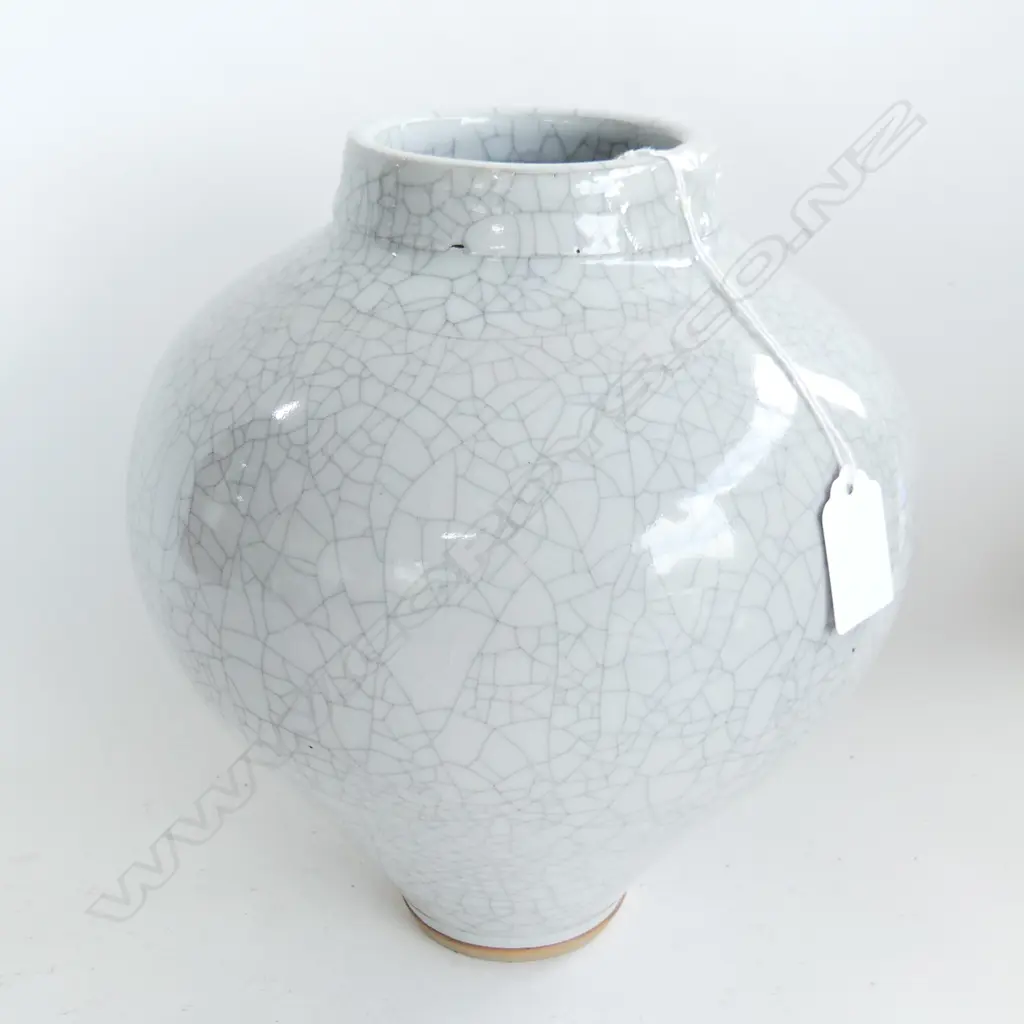 GREY CRACKLE GLAZE VASE H.230mm Image 1++