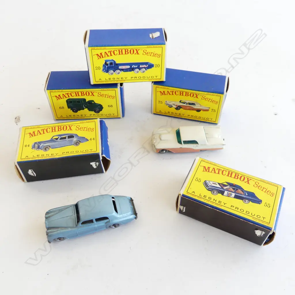 5 VINTAGE BOXED MATCHBOX SERIES CARS; NOS. 20, 44, 55, 68, 75 Image 1++
