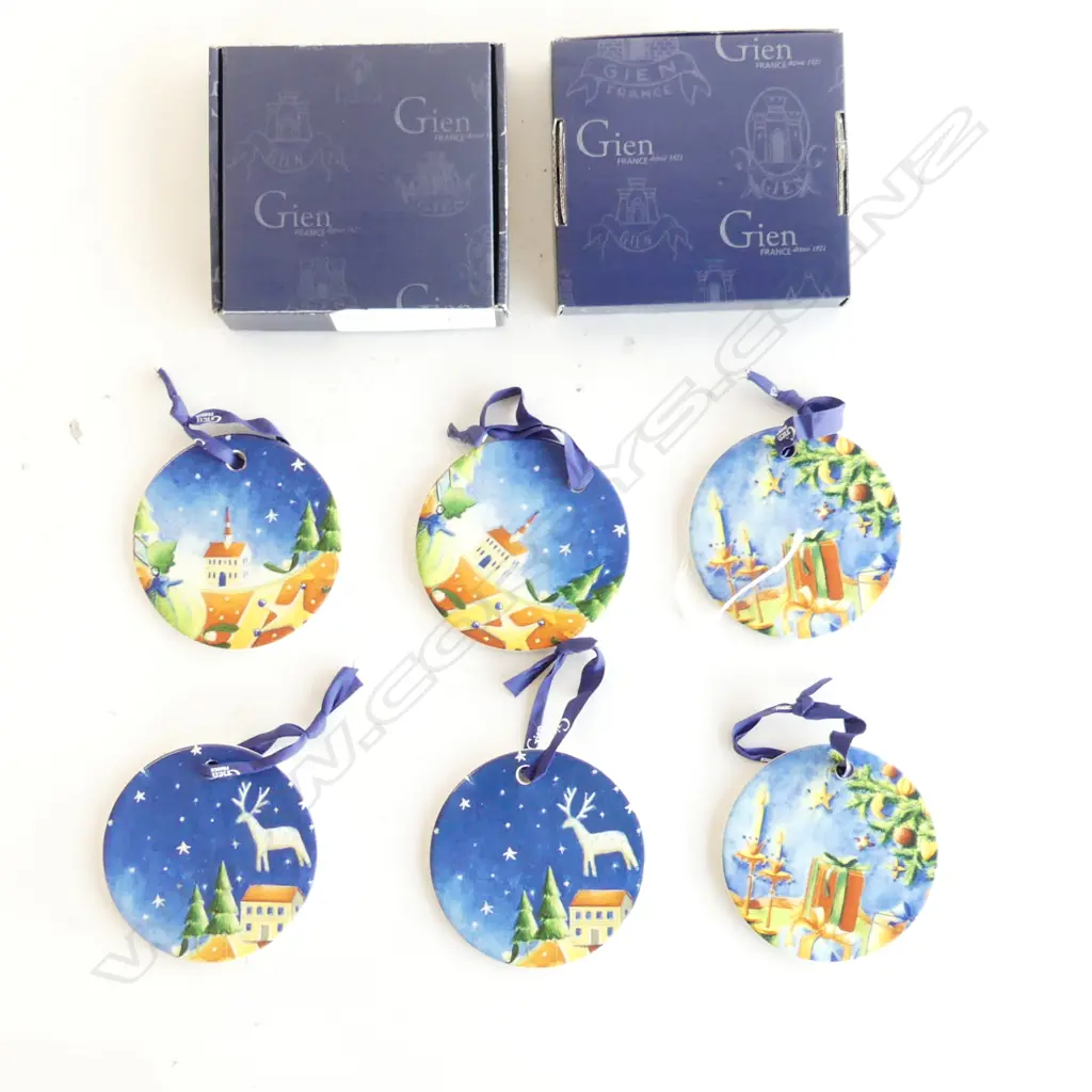 GIEN FRANCE CHRISTMAS MEDALLIONS RARE BOXED SET OF SIX (hand painted). Image 1++